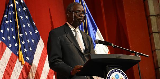 美国驻多米尼加共和国大使